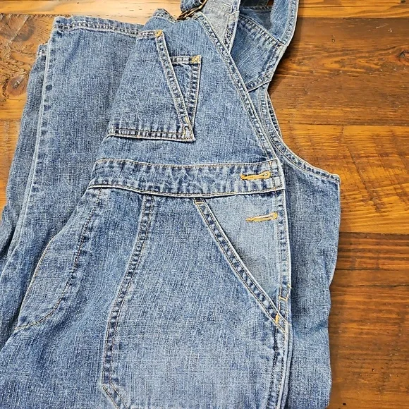 Vintage Union Bay Capri Denim Overalls - Picture 7 of 8